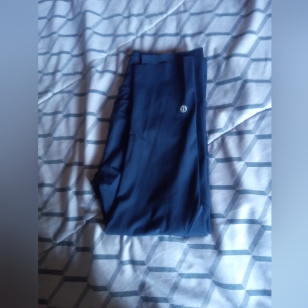 Lululemon Fast and Free Crop II 19" *Non-Reflective-True Navy- Size 6 - Picture 13 of 13